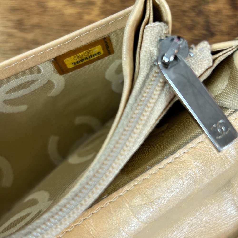 CHANEL Cambon Quilted Yen Light Brown Long Wallet - Picture 8 of 16